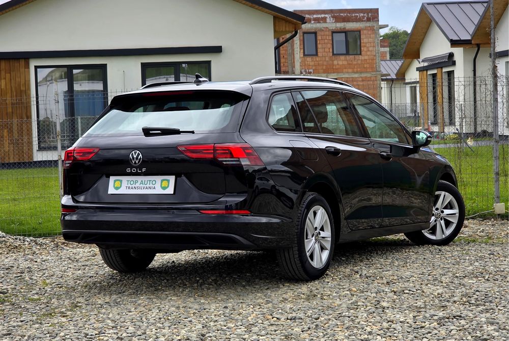 Volkswagen Golf VIII //Rate//