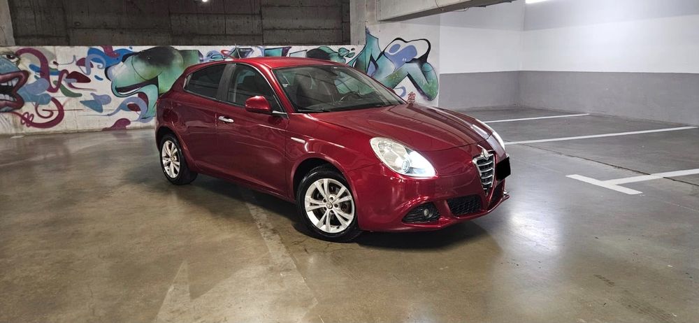 ALFA ROMEO Giulietta, 1,6 diesel, an 2015, Manual, Ingrijit, Acte la Zi