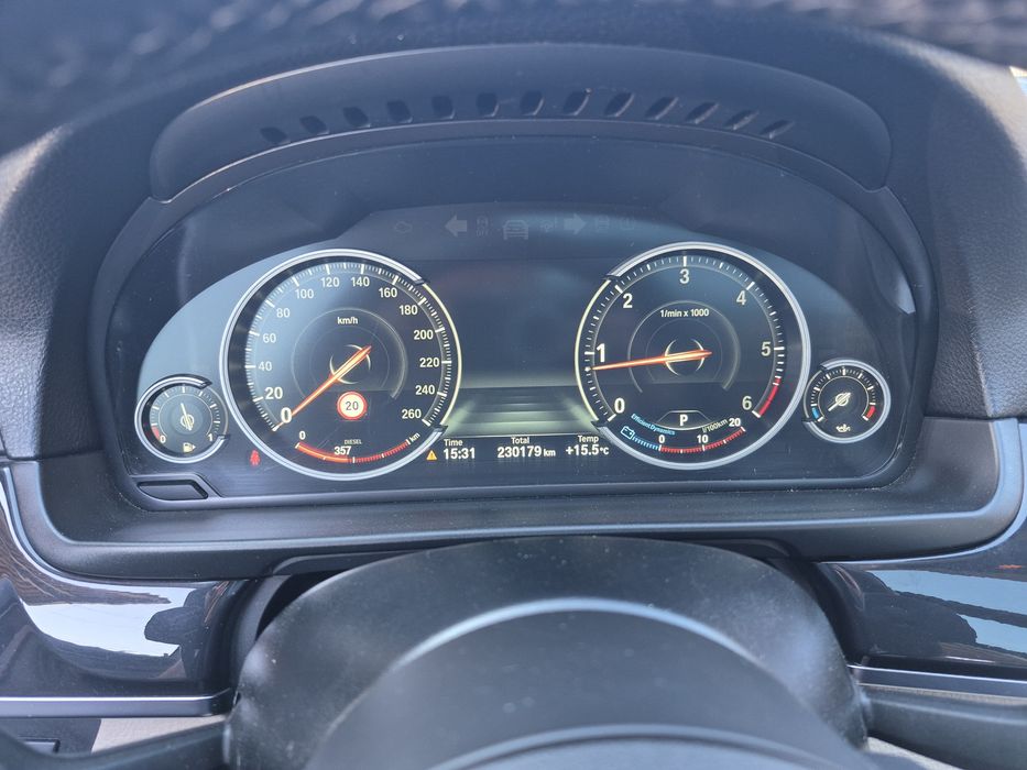 BMW  seria 5- 2016  2.0d