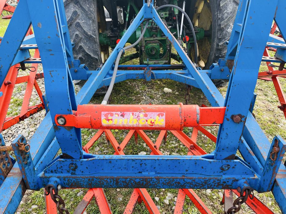 Grapa cu colti, 2 randuri de tavalugi stelati, pliabil hidraulic 3.5 m