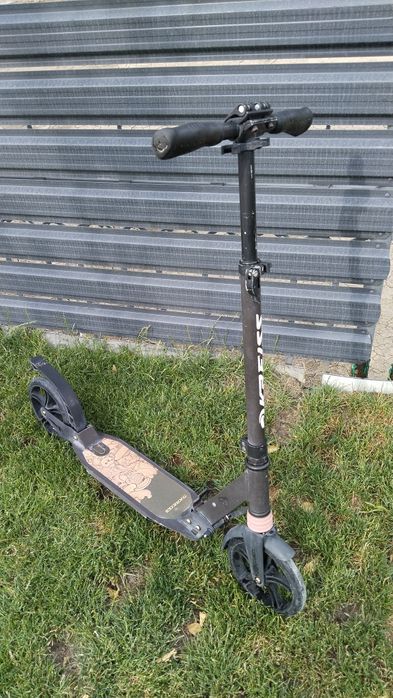 Продаю Самокат в хорошем состоянии