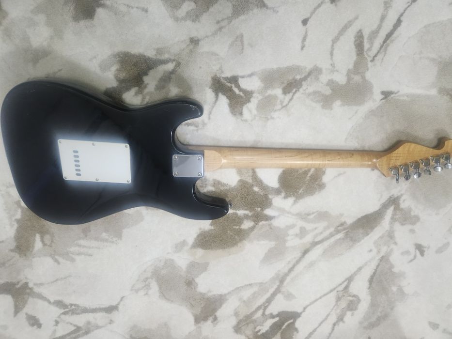 Chitara electrica plus amplificator Marshall