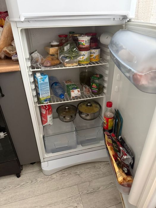 Продам срочно холодильник