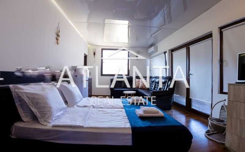 Продава се Къща в к.к. Златни пясъци - 320 кв.м за 1235 €/кв.м - Снимка #6