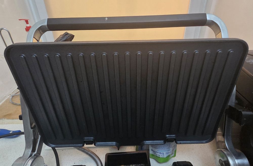 Мощный электрогриль Braun MultiGrill 9