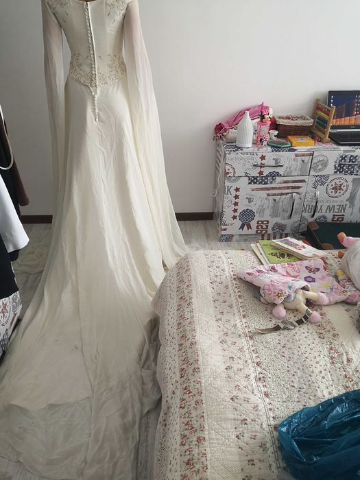 Испанска бутикова сватбена рокля