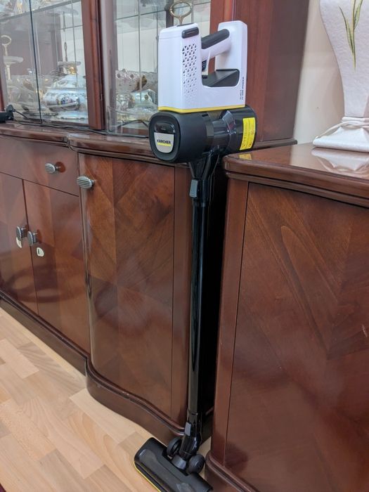 Пылесос Karcher VC4 Cordless My Home  белый