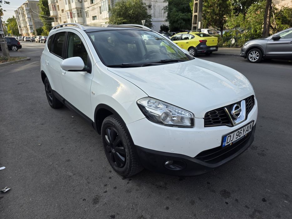 Nissan qashqai plus 2