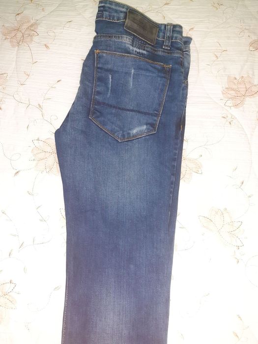 Мъжки прави дънки