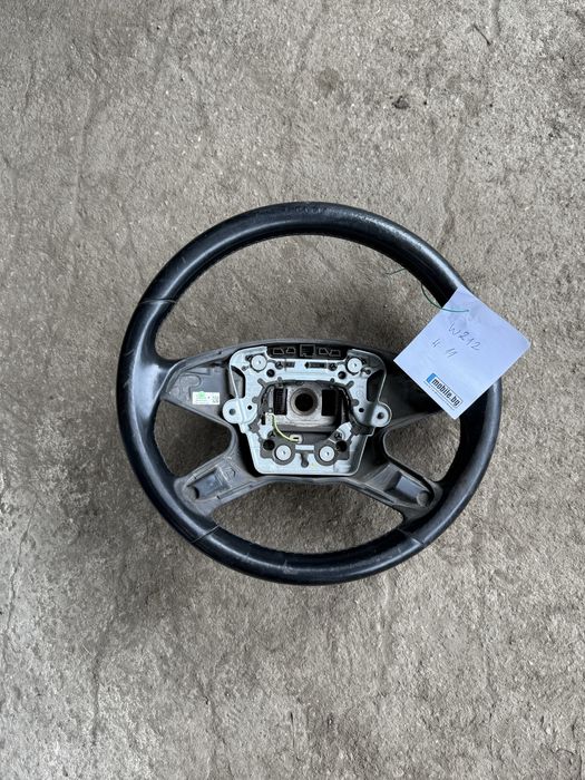 Кожен волан Mercedes benz w2124603C E класа с пера 4 лъча ном 11