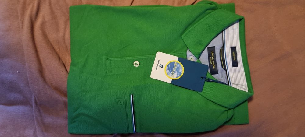 Vând tricou Pierre Cardin pentru bărbați