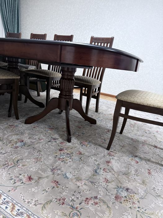 Продам! Стол, дерево Малайзия. Длина 4.6 м.