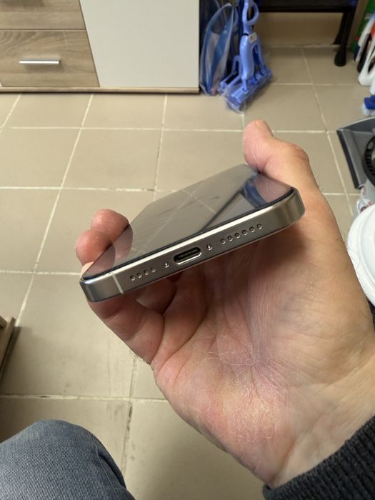 iPhone 15 Pro Max 256gb - заключен