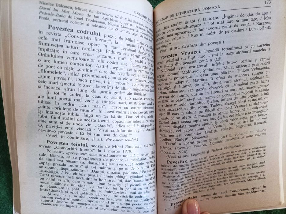 Dictionar de literatura romana. Autori.Opere.Personaje. Clasele V-VIII