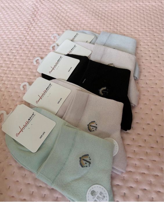 Женские носочки