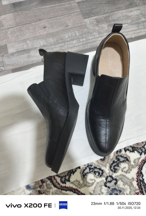 Натуральный коженный туфли