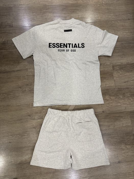 Esentials Тениска Къси гащи Сет Essentials shorts