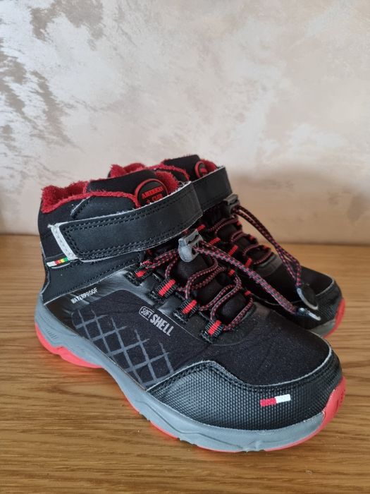 Топли зимни боти