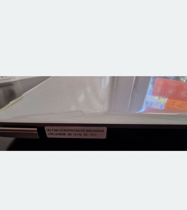 Laptop MONOVATE - sigilat