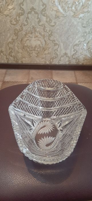 Продам хрустальную посуду ,разную