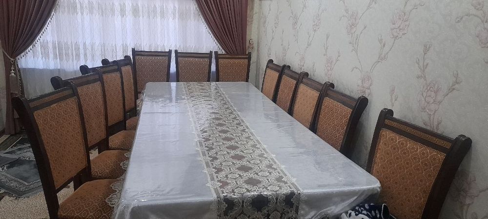 12 tali stol stul sotiladi
