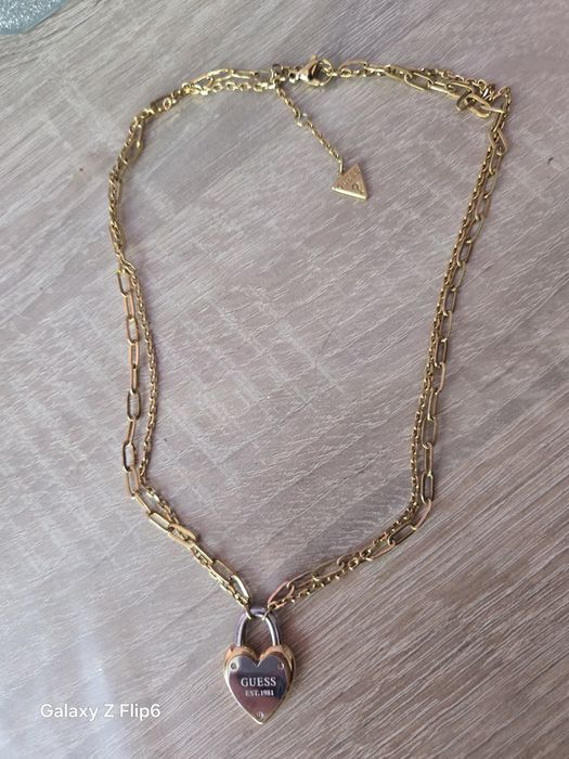 Оригинално колие на Гесс Guess