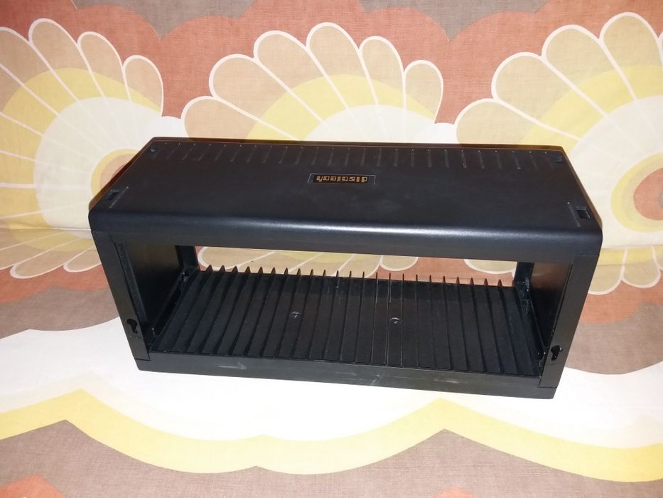 Дискетница подвесная на 24 диска