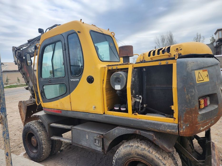 Экскаватор волво 130