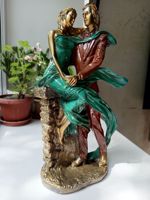 Статуэтка СССР  влюбленная пара