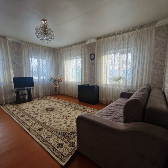 Продаётся дом 78 м², 4 комнаты ,рабочий поселок, Центр., парк рядом.