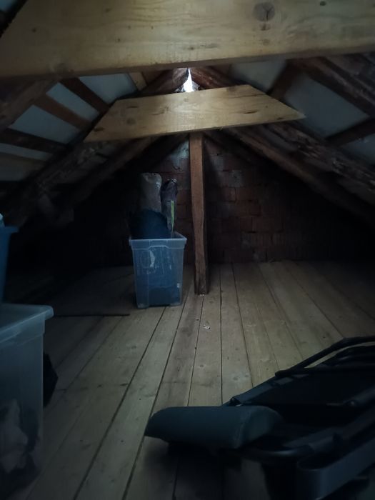 Apartament cu 3 camere, pe doua nivele, zona centrala