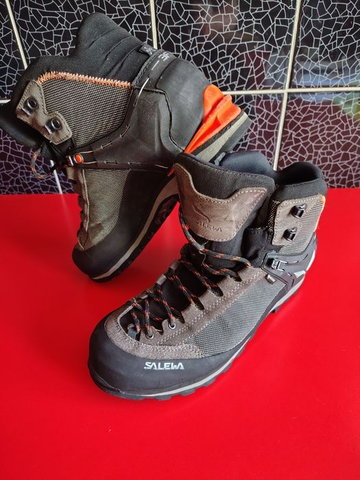 Bocanci Salewa 42,5