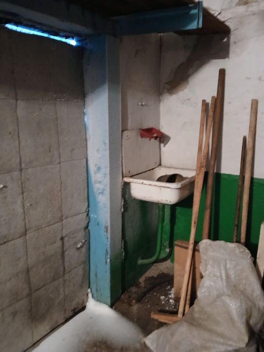 Продам гараж срочно!цена 600.000