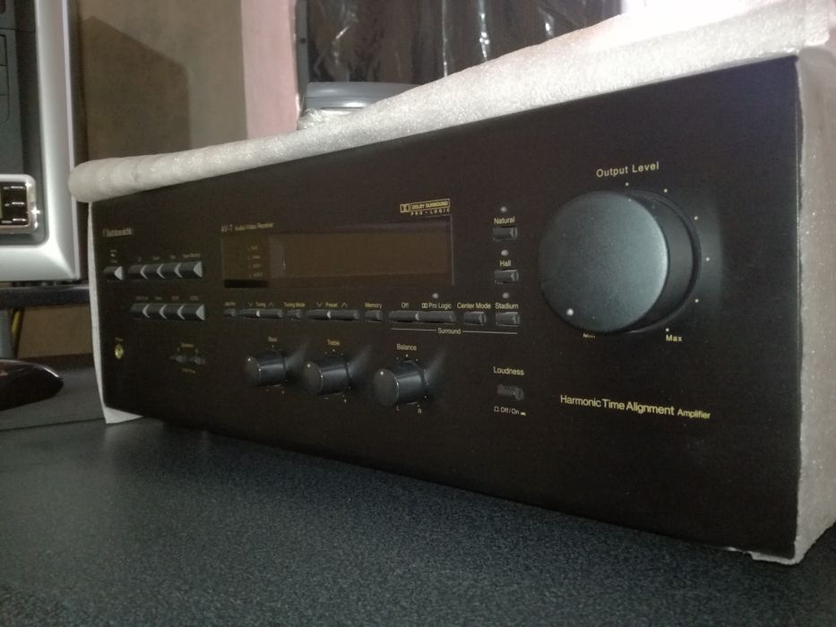 Nakamichi AV-7 receiver 5.1 amplificator