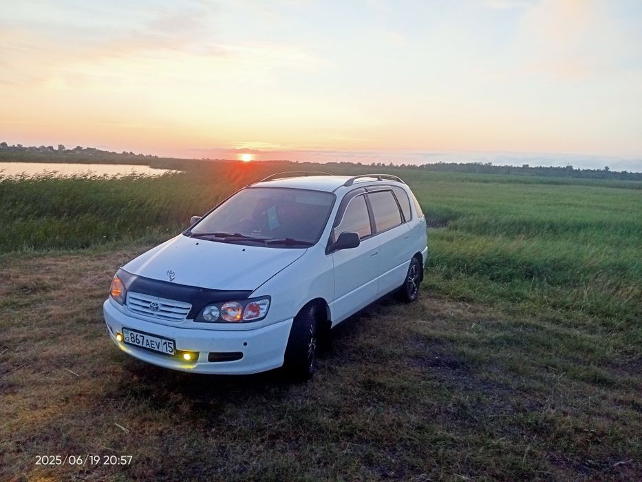Продам минивен 7 местную.
