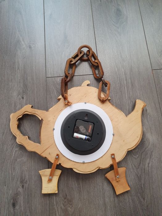 Часы настенные (декор)