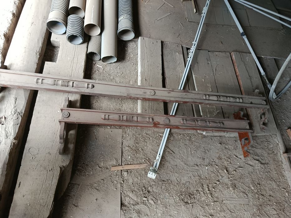 Деревянные карнизы резные