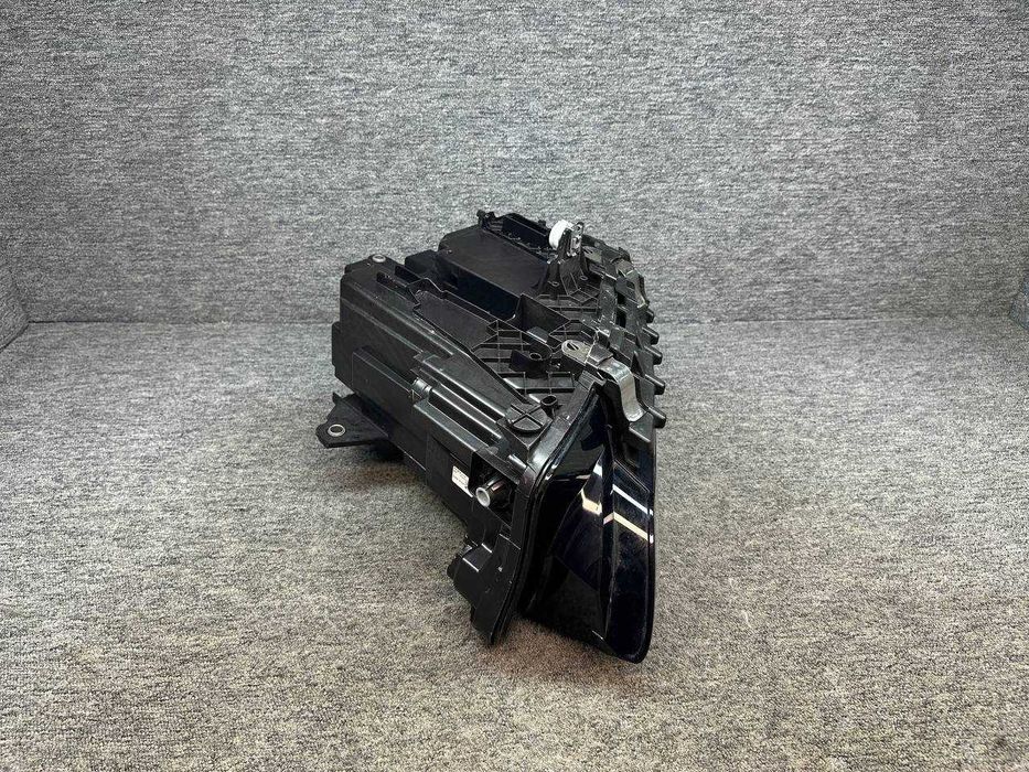 Far led adaptiv dreapta BMW X1 U11