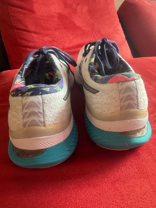 ASICS- дамски маратонки