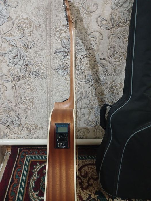 Гитара сотилади срочна