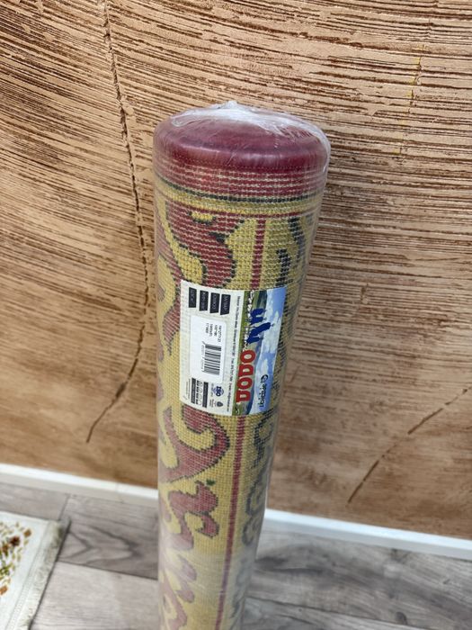 Ковер с узорам. Новая