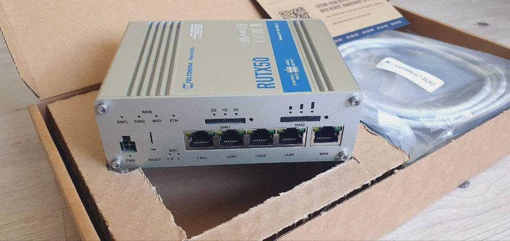 Router Industrial 5G Teltonika RUTX50 Nou Sigilat – Ultra Rapid