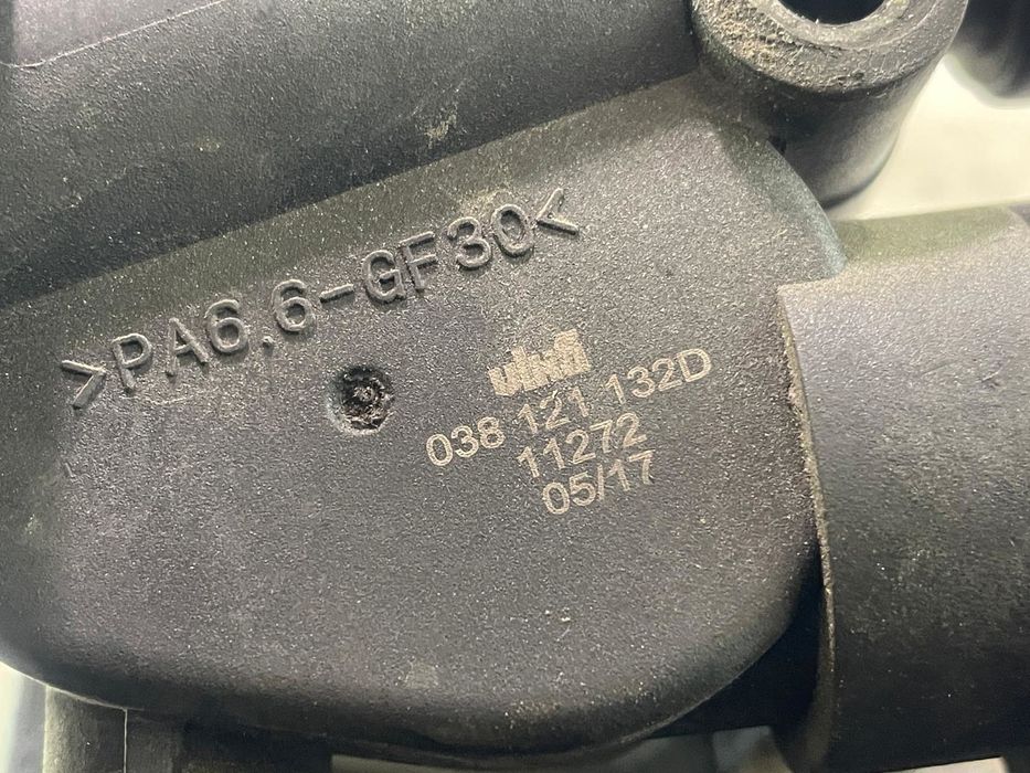 Carcasa termostat 038121132D  2.0 tdi BPW Audi A4 B7 (2004 - 2008)