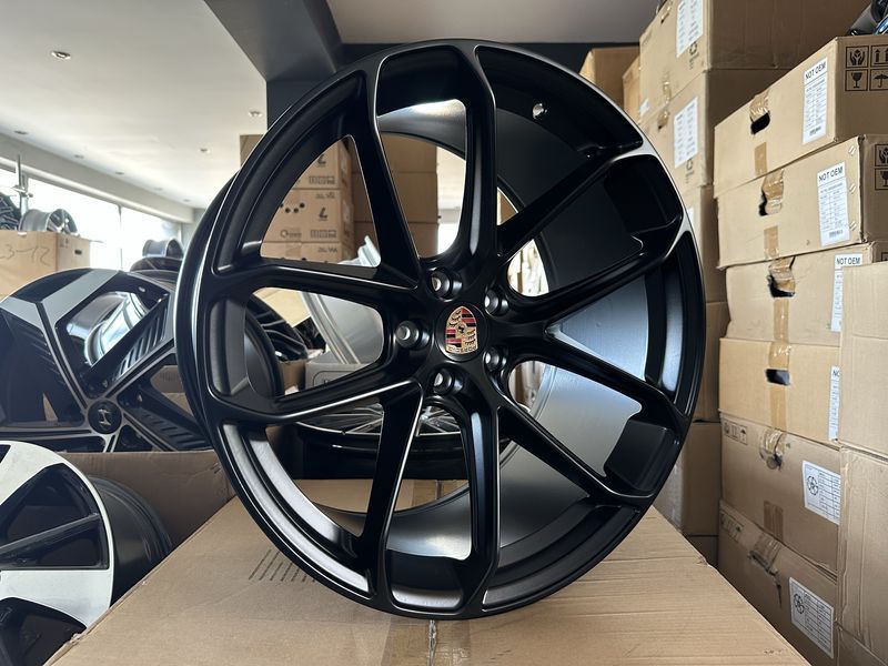 20цола Porsche Macan 5x112 Порше Макан 5х112