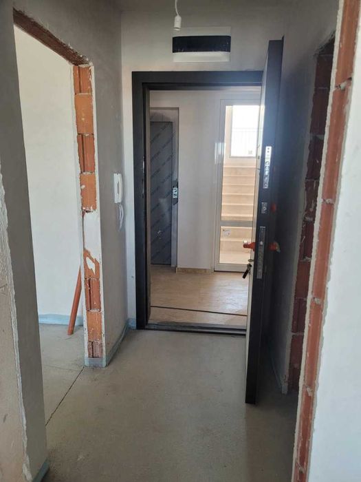 Продава се Двустаен апартамент в Пловдив, Гагарин - 70 кв.м за 1758 €/кв.м - Снимка #4