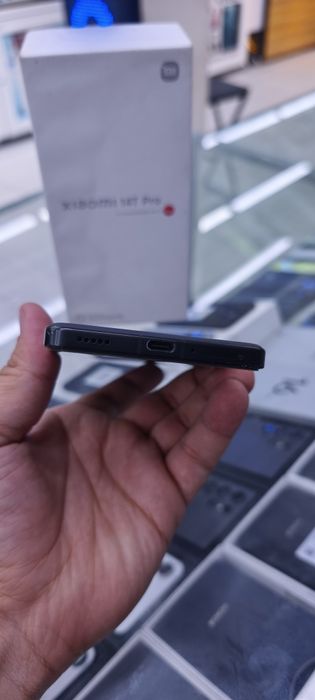 Xiaomi 14t pro 12/256 titan black