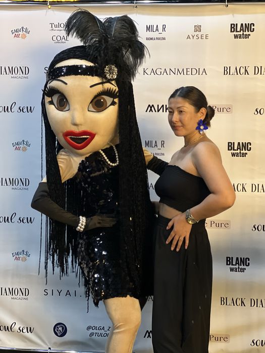 Ростовая кукла с костюмами