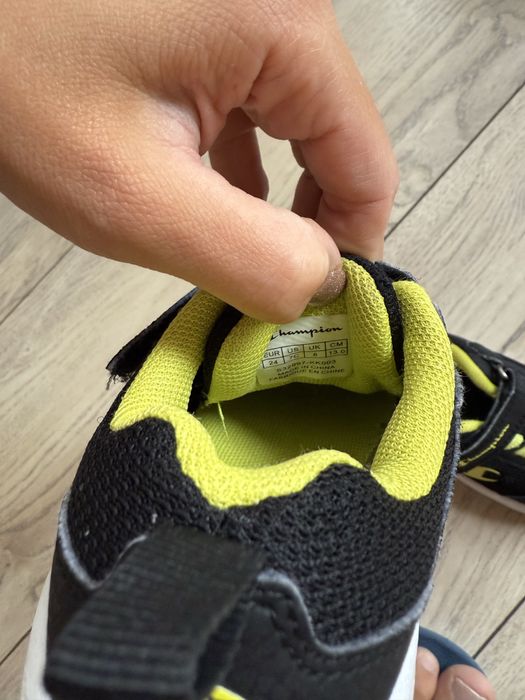 Маратонки за момче 24 н.