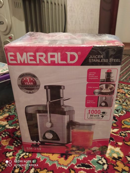 Соковыжималка Emerald