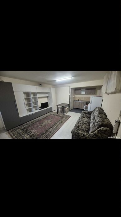 Dau in chirie garsonieră